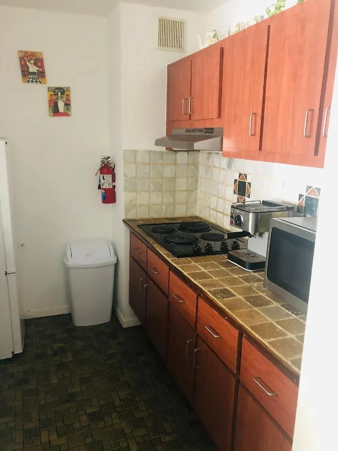 Isla Verde Beach - Condominio La Mancha 圣胡安